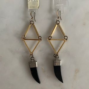 3/$10💎 Simons Geometric Earrings in Gold/Black
